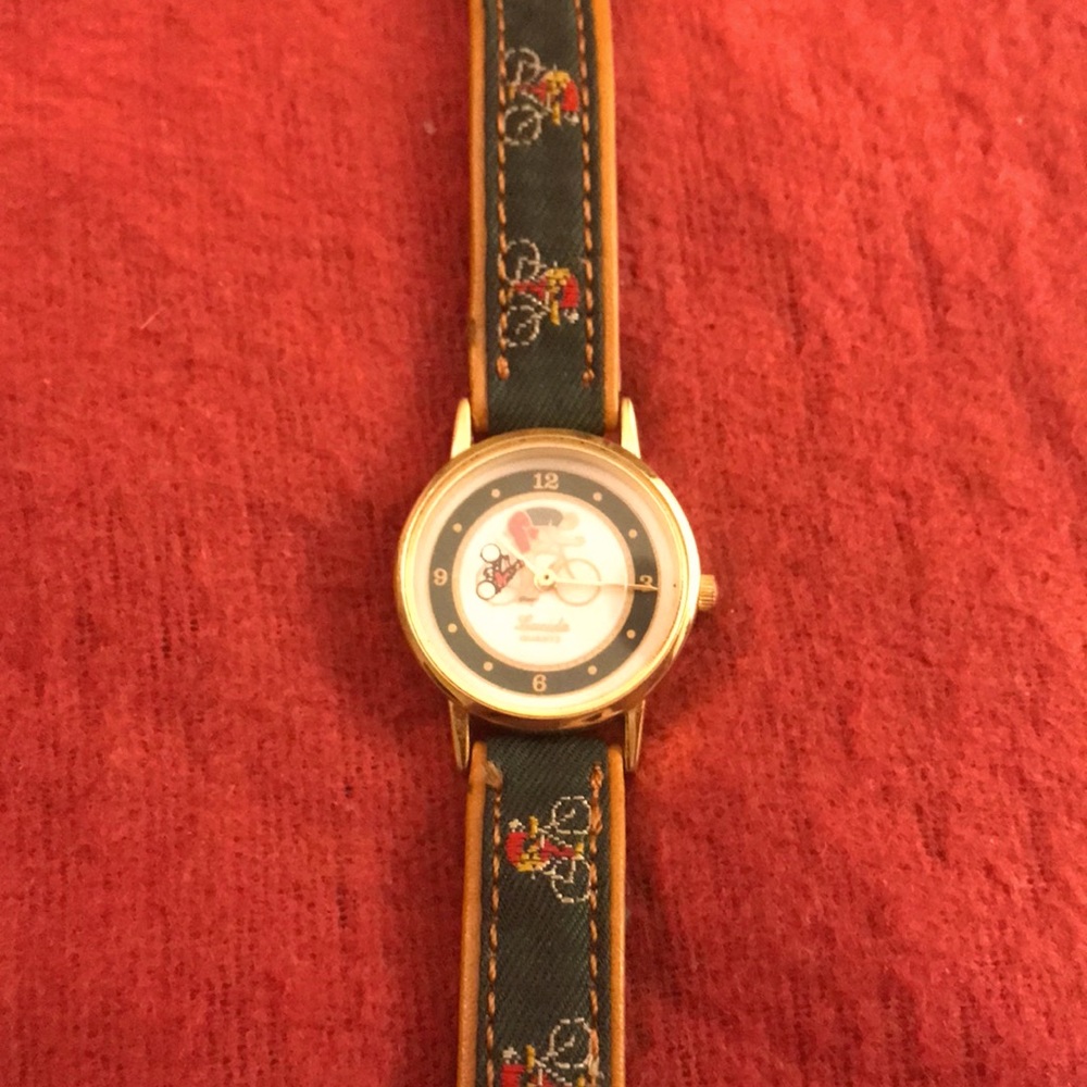 Vintage Lucida Quartz watch, collectible item